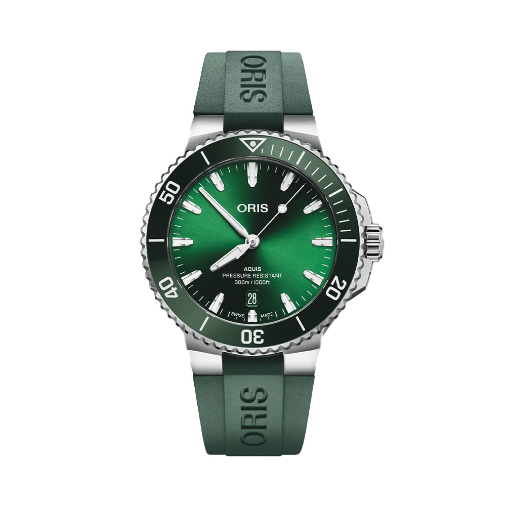 Aquis Date 41.5mm - Green on Rubber Strap | Teddy Baldassarre