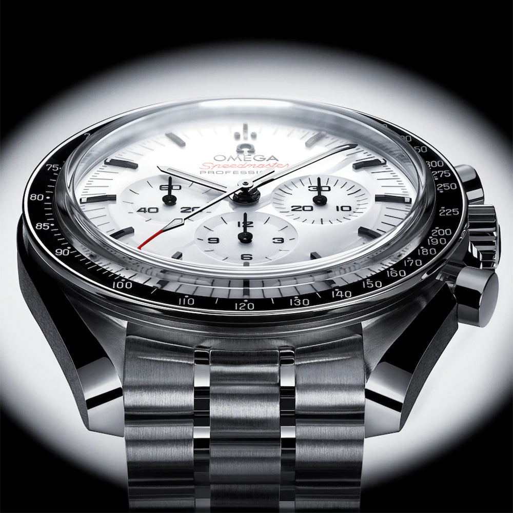 Speedmaster Moonwatch Professional Co-Axial Master Chronometer Chronograph 42 mm Domed Sapphire Crystal, Bracelet - White