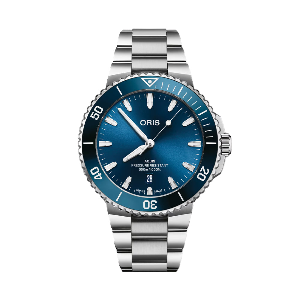 Aquis Date 43.5mm - Blue on Bracelet | Teddy Baldassarre