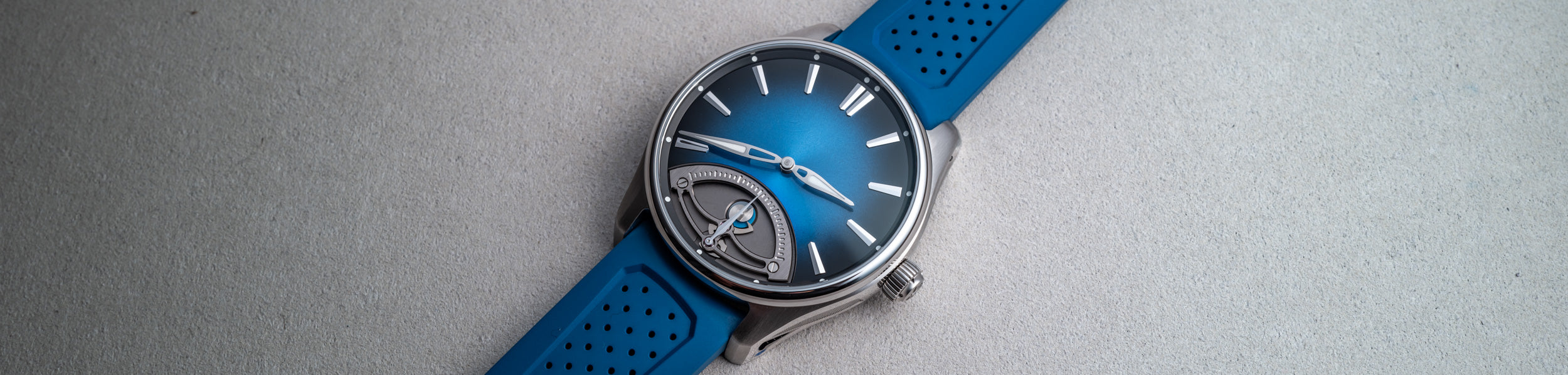 Hands-On: Moser's Pioneer Retrograde Seconds Is a Dose Of What Indie Watches Need