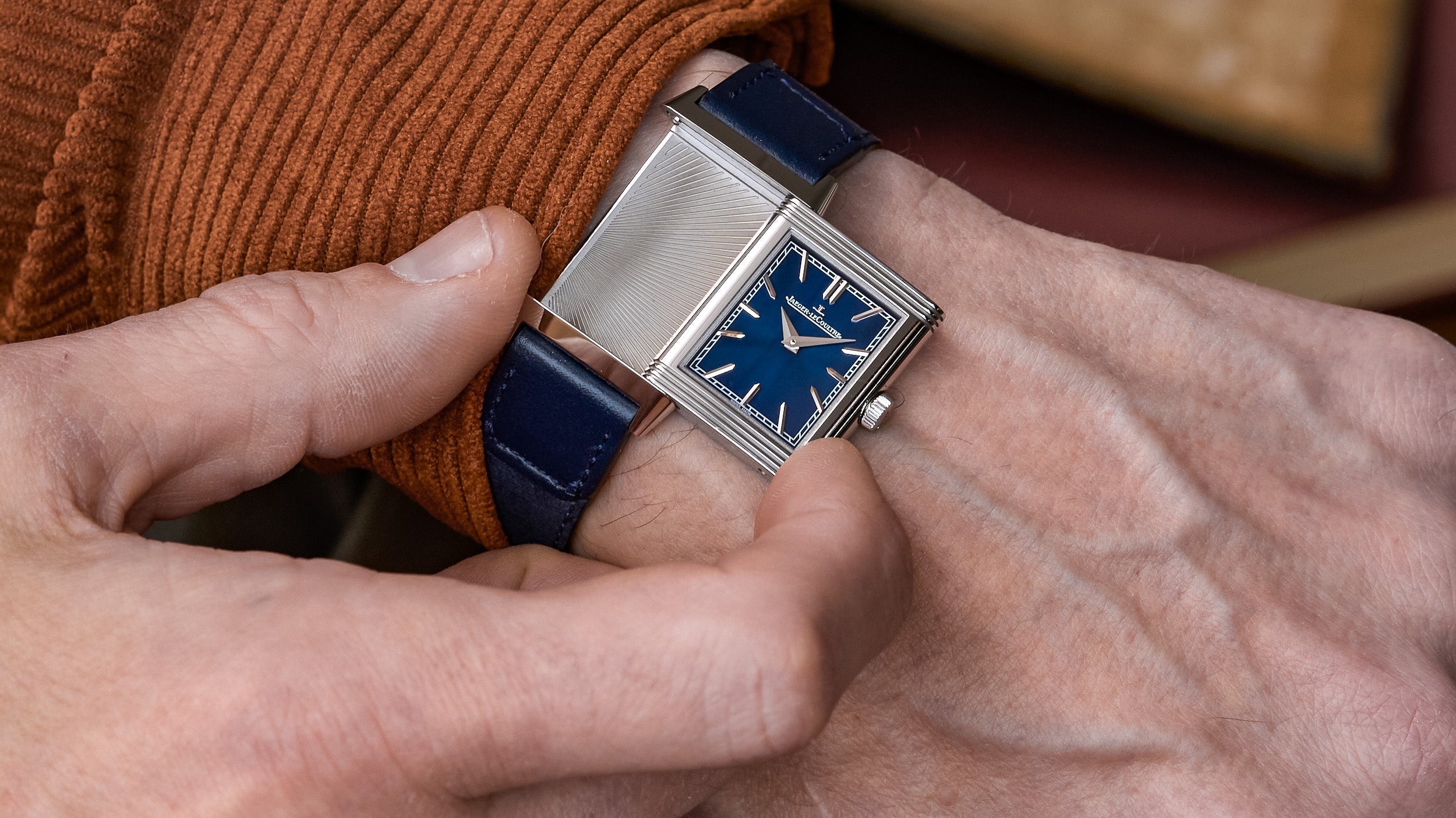 JLC Reverso Tribute Review: A Discreet Icon With a Posh Party Trick