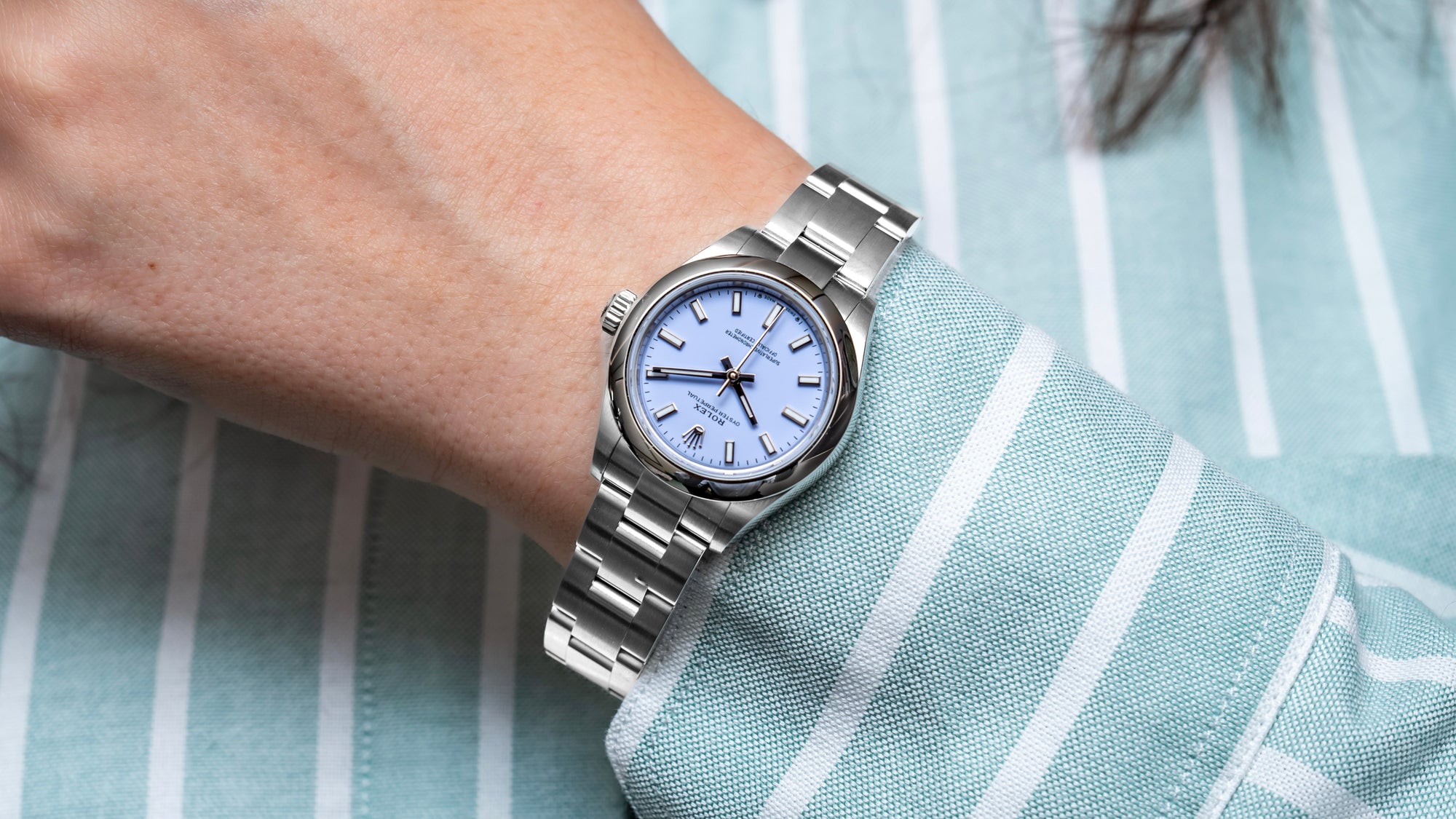 Which Wrist Do Ladies Wear Watches On?