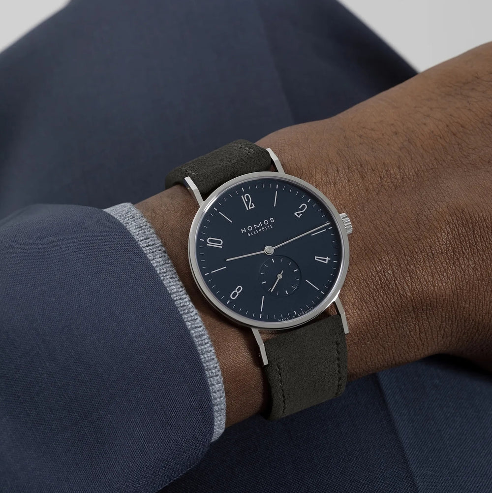 Tangente 38mm - Blue on Strap
