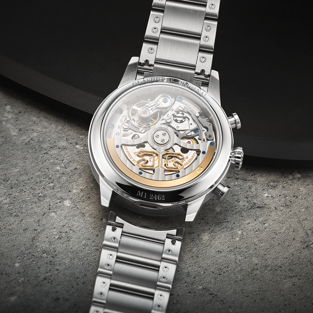 Senator Chronograph 41mm - Galvanic Silver on Bracelet