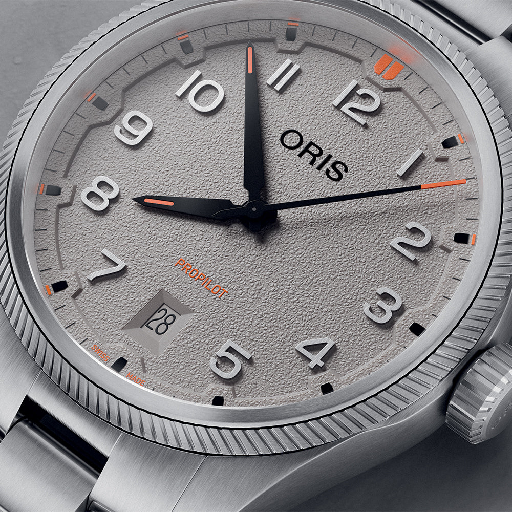 ProPilot Date 41mm - Chalk Grey on Bracelet