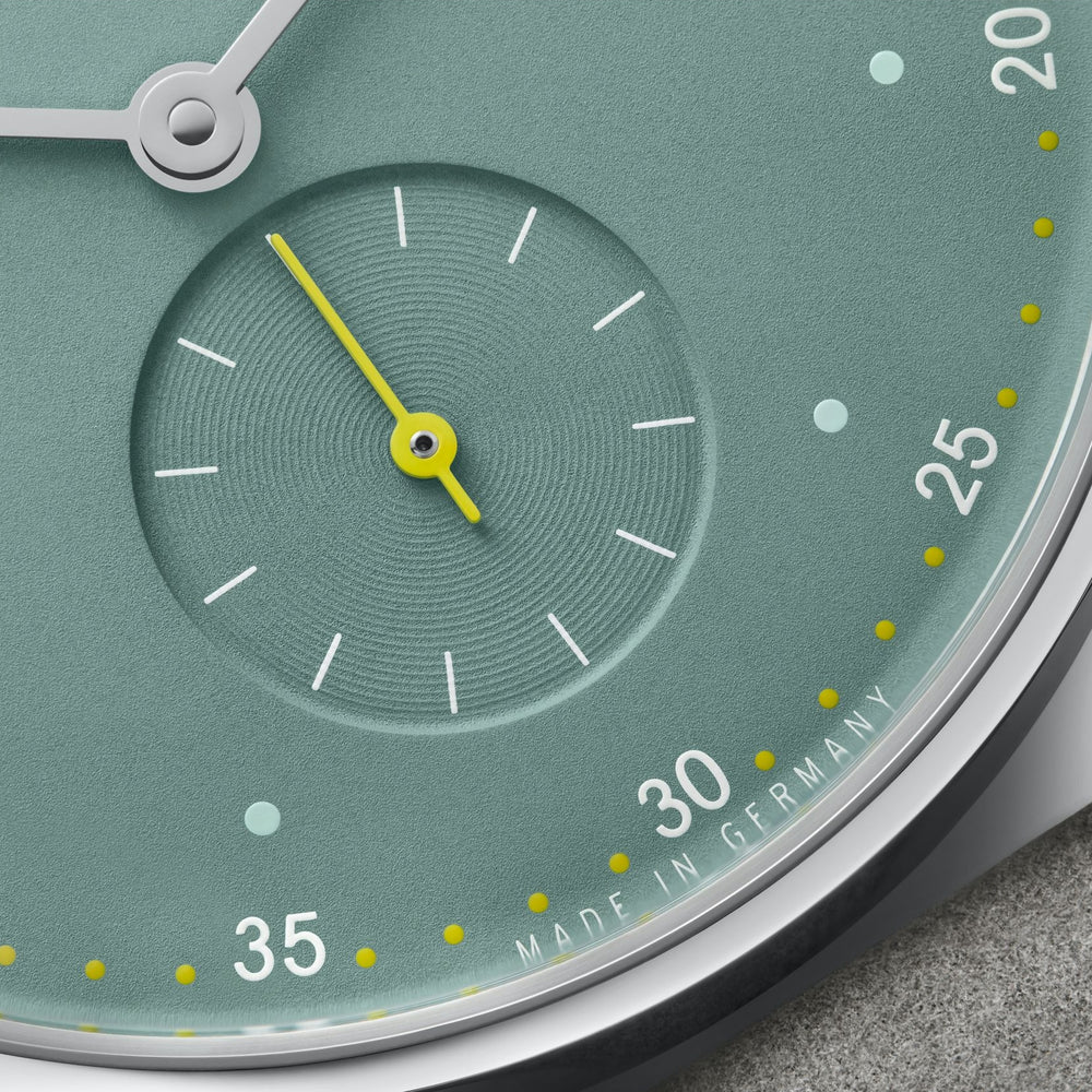 Metro Sapphire Back 33m - Sage on Strap