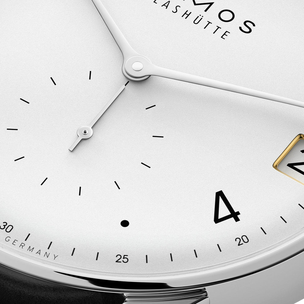 Minimatik Date 39mm - White Silver-Plated on Leather Strap