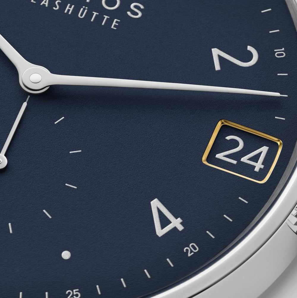 Minimatik Date 39mm - Blue on Leather Strap
