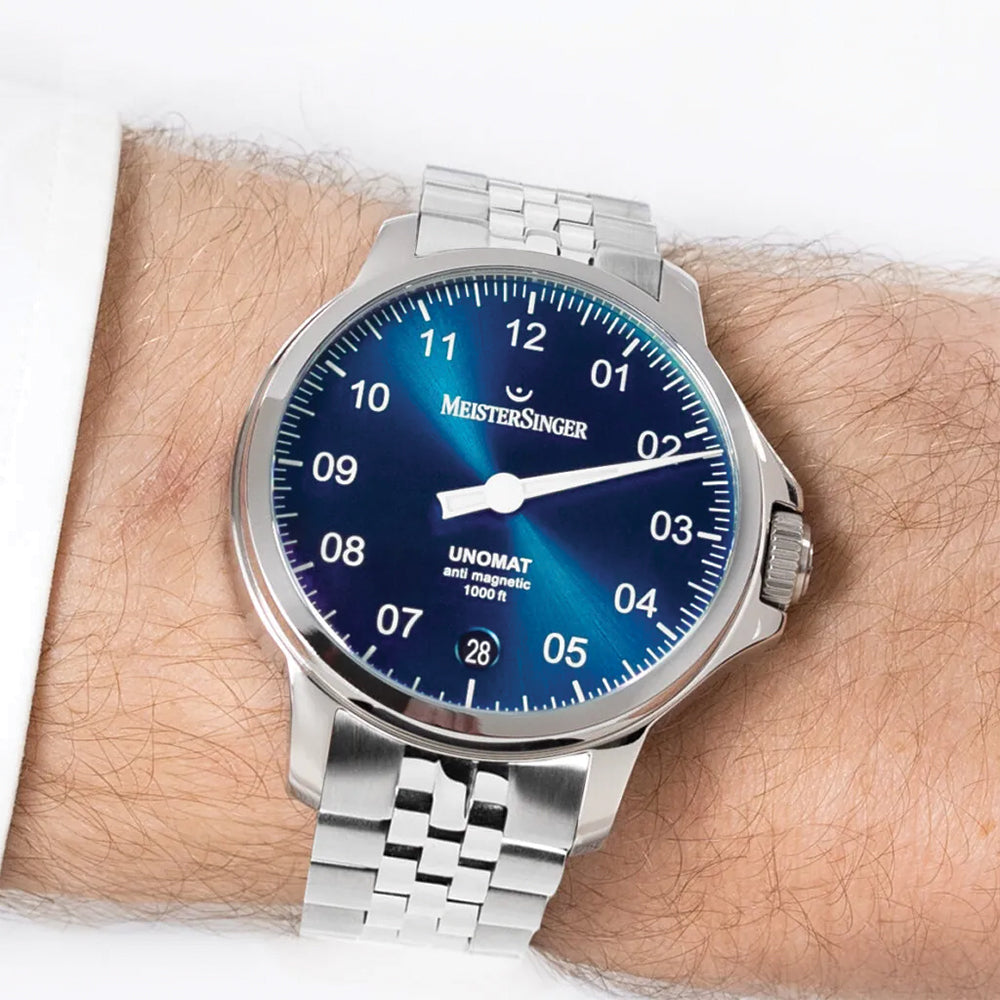 Unomat Automatic 43mm - Sunburst Medium Blue on Bracelet