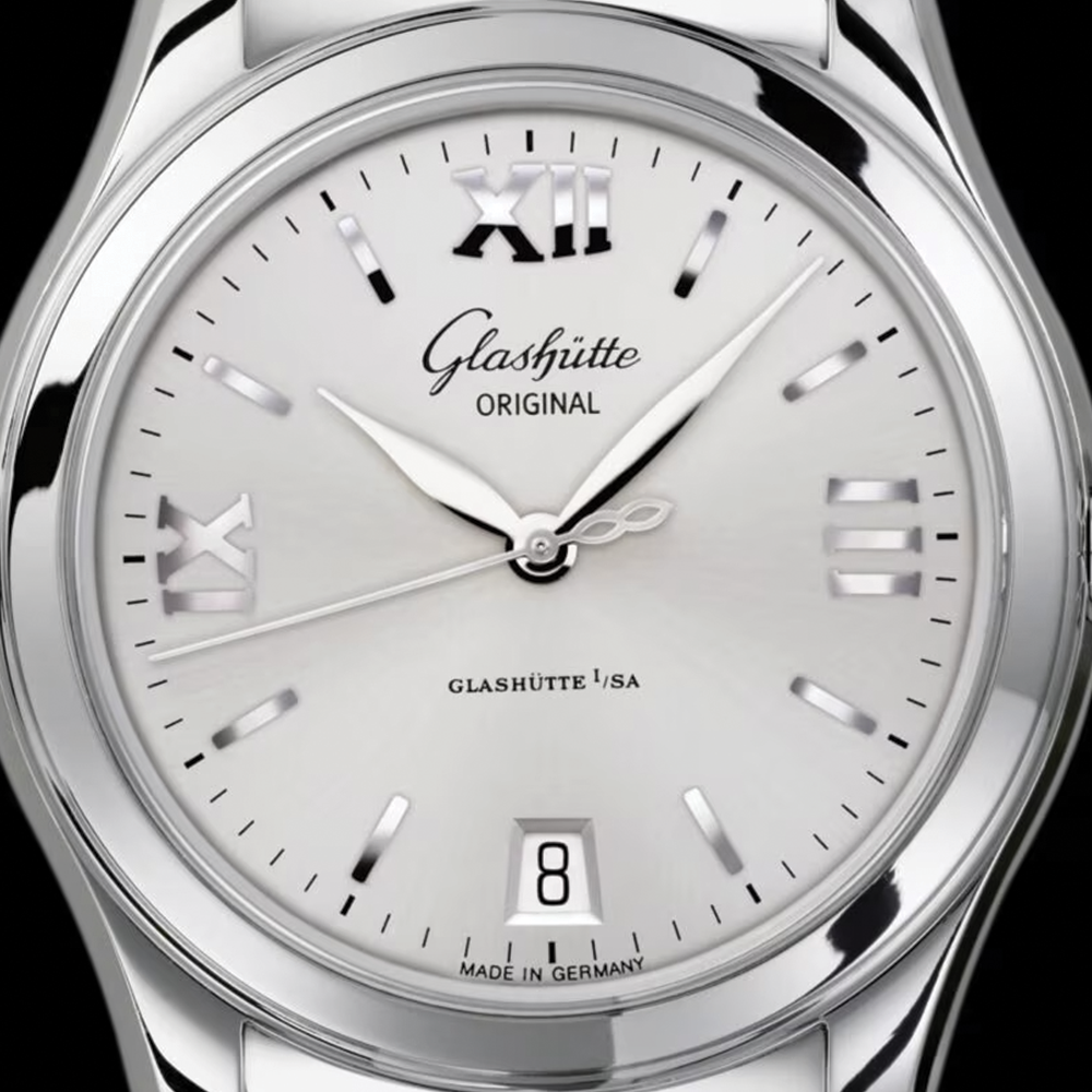 Lady Serenade 36mm - Silver on Leather Strap