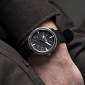 Averau 3 Hand 39mm - Black on Fabric Strap