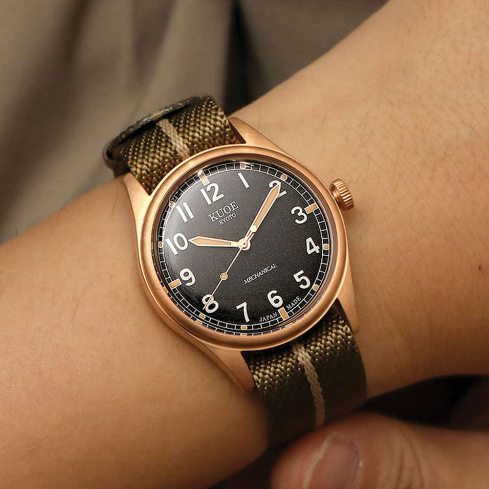 OLD SMITH Bronze No-Date 38mm - Black on Khaki x Beige Fabric Strap