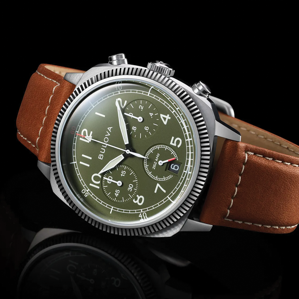 Military VWI Special Edition Quartz 42.5mm - Green on Leather Strap