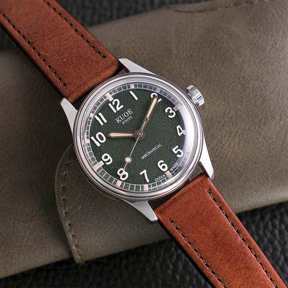 OLD SMITH 35mm - Green on Leather Strap