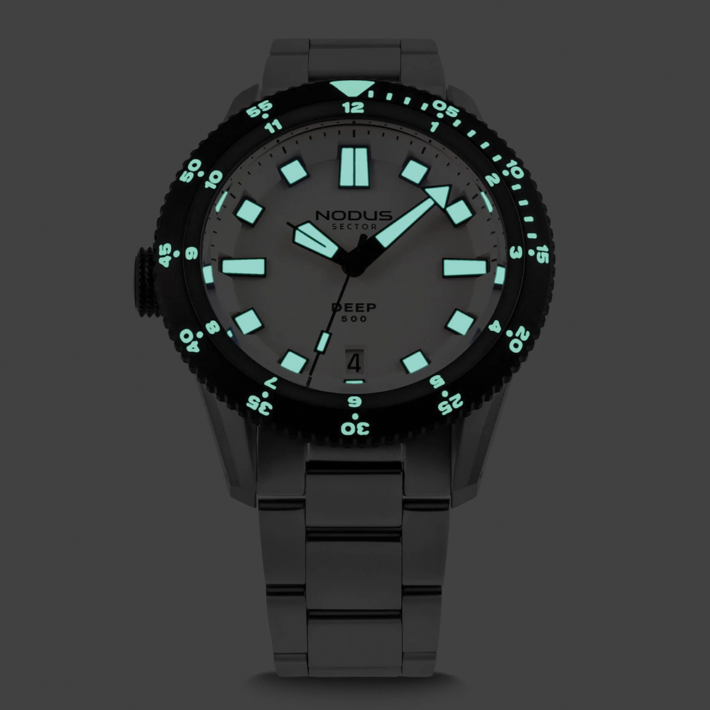 Sector Deep Polar Destro 38mm - White on Bracelet