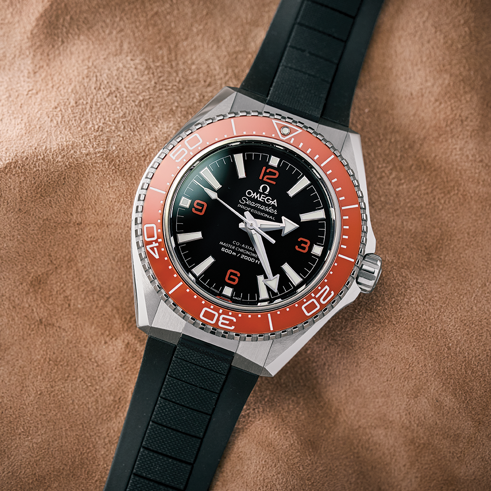 Seamaster Planet Ocean 600M 42mm - Black and Orange on Black Seamaster Planet Ocean 600M 42mm - Black and Orange on Black