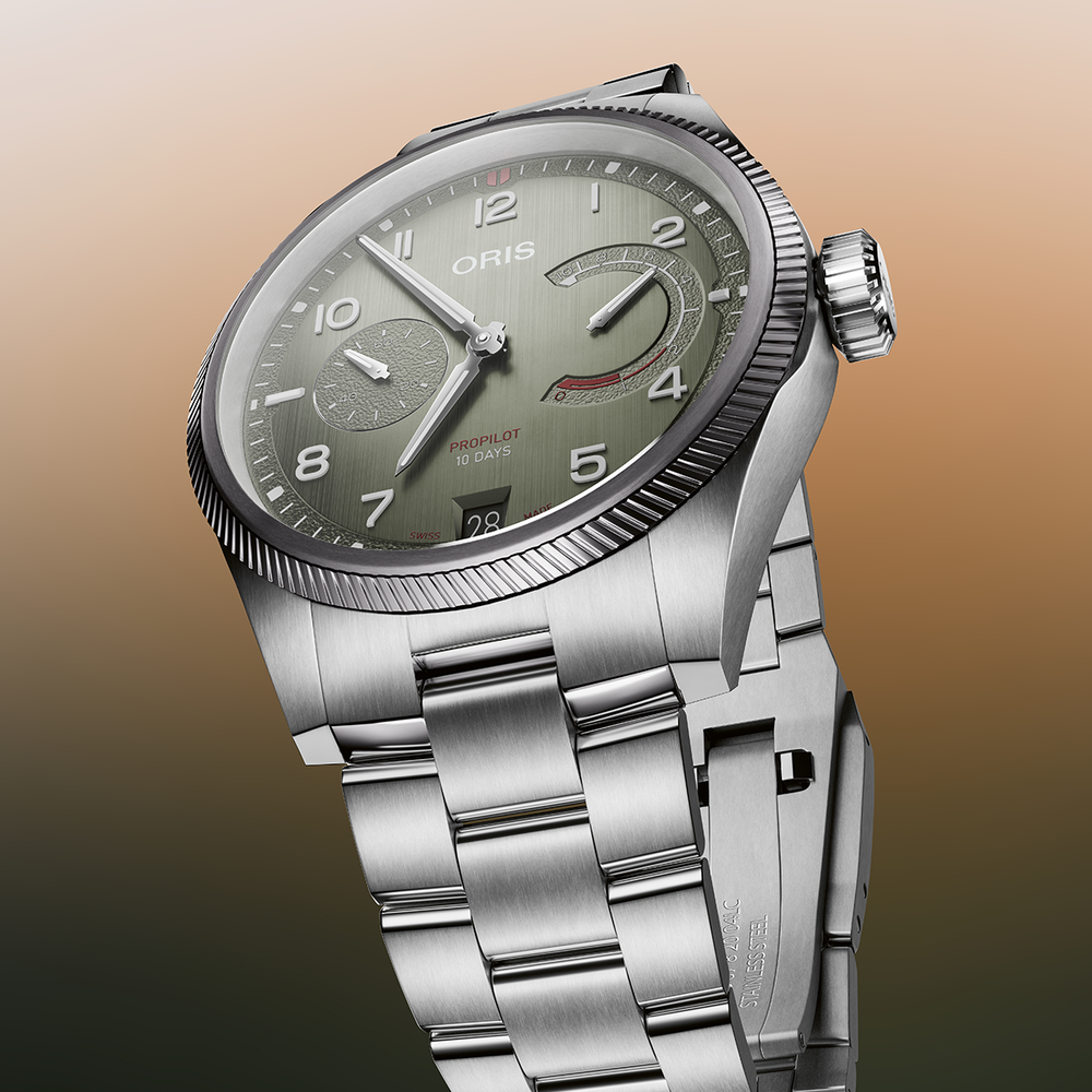ProPilot Caliber 111 43mm - Green on Bracelet
