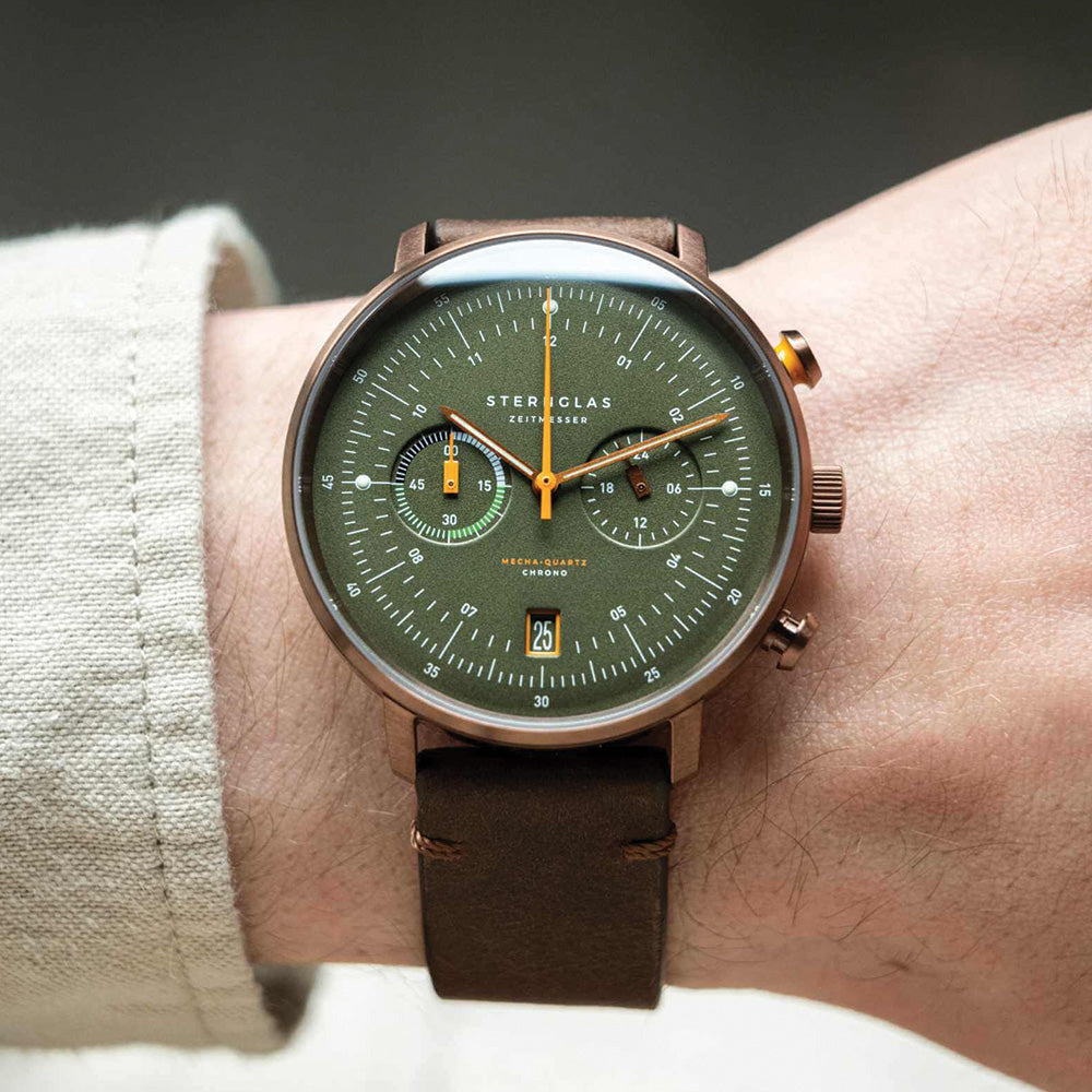 Hamburg Mecha-Quartz Chrono 42mm - Green on Leather Strap