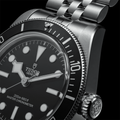 Black Bay 41mm - Black on Bracelet