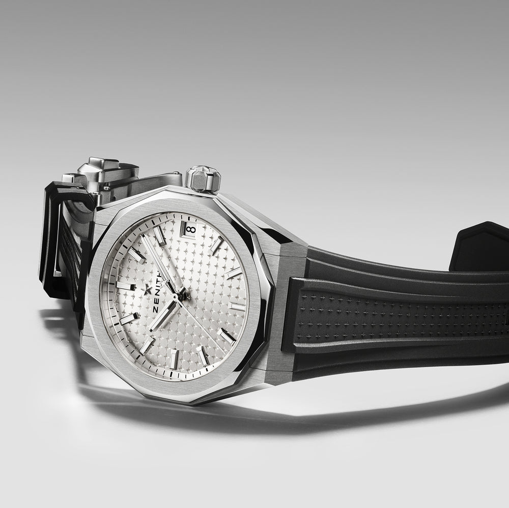 Defy Skyline 36mm - White-Toned on Bracelet w/ Extra Rubber Strap