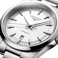 Conquest Quartz 41mm - White on Bracelet