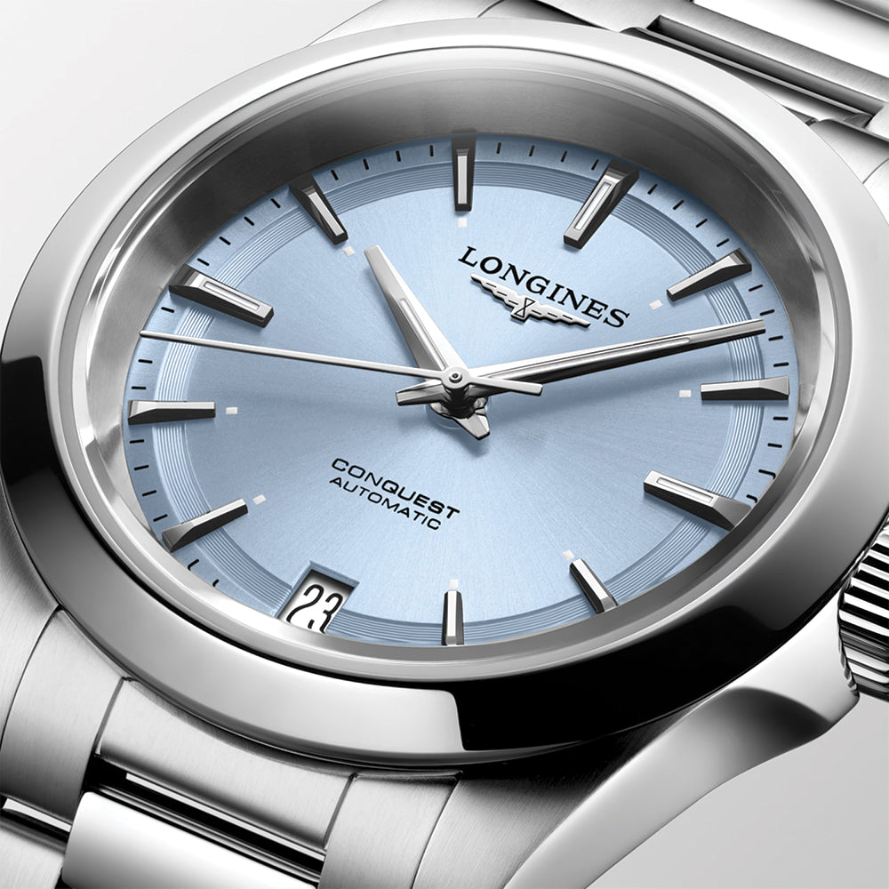 Conquest 34mm - Sunray Blue on Bracelet