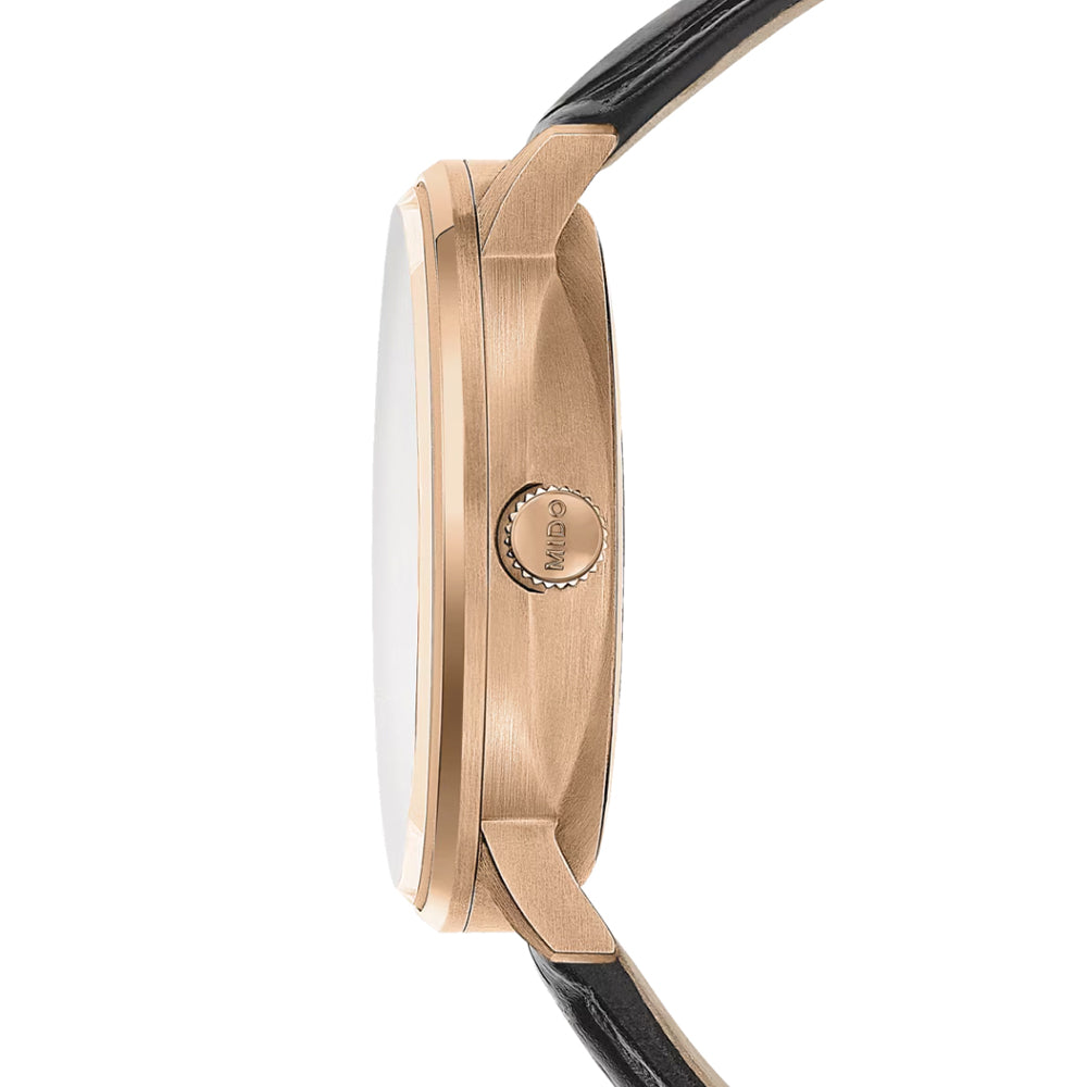 Commander Gradient 40mm - Black on Leather Strap