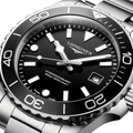 HydroConquest Quartz 42mm - Black on Bracelet