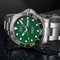 Ocean Star 200C 42.5mm - Green on Bracelet