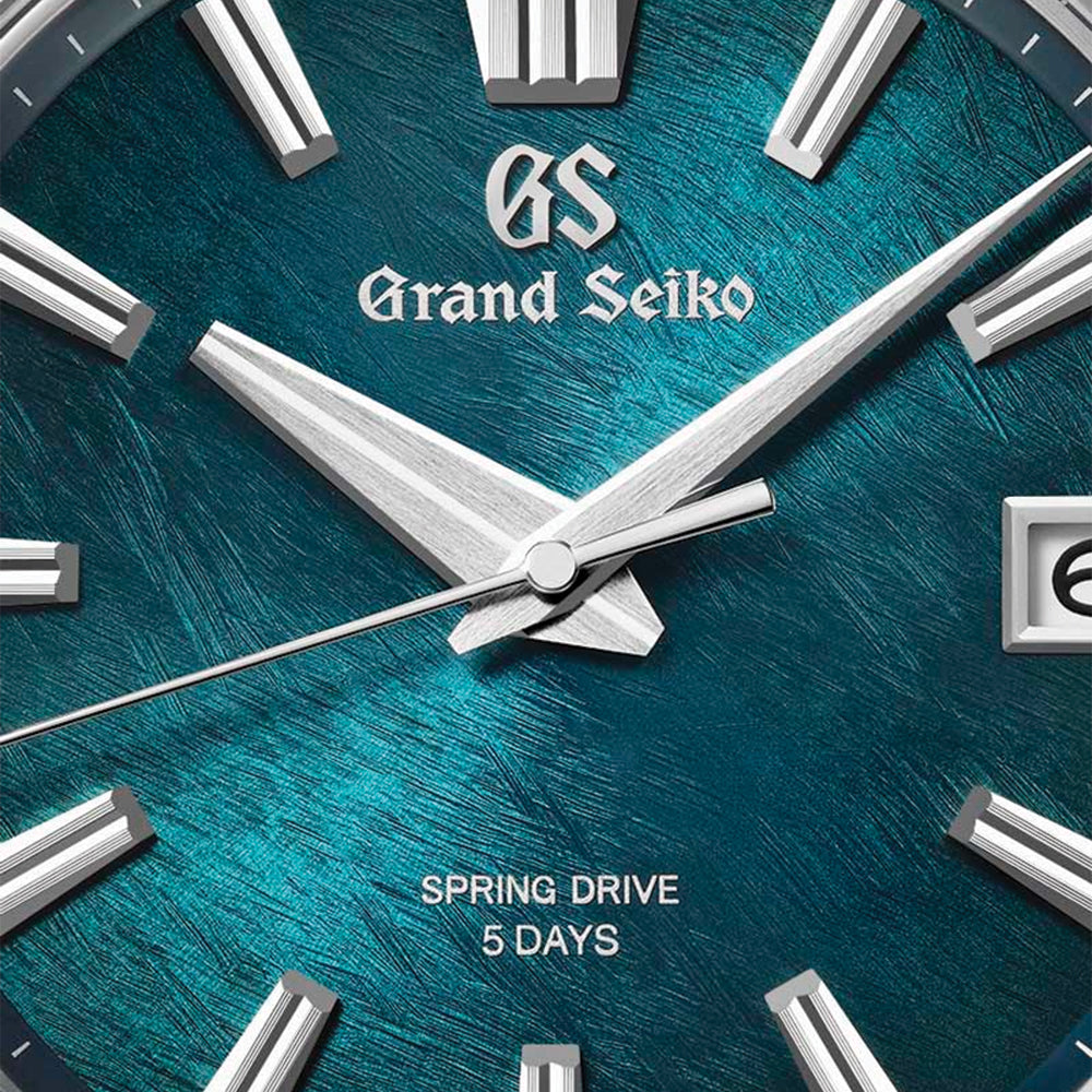 SLGA025 Evolution 9 Spring Drive 5 Days 40mm - Atera Blue on Bracelet