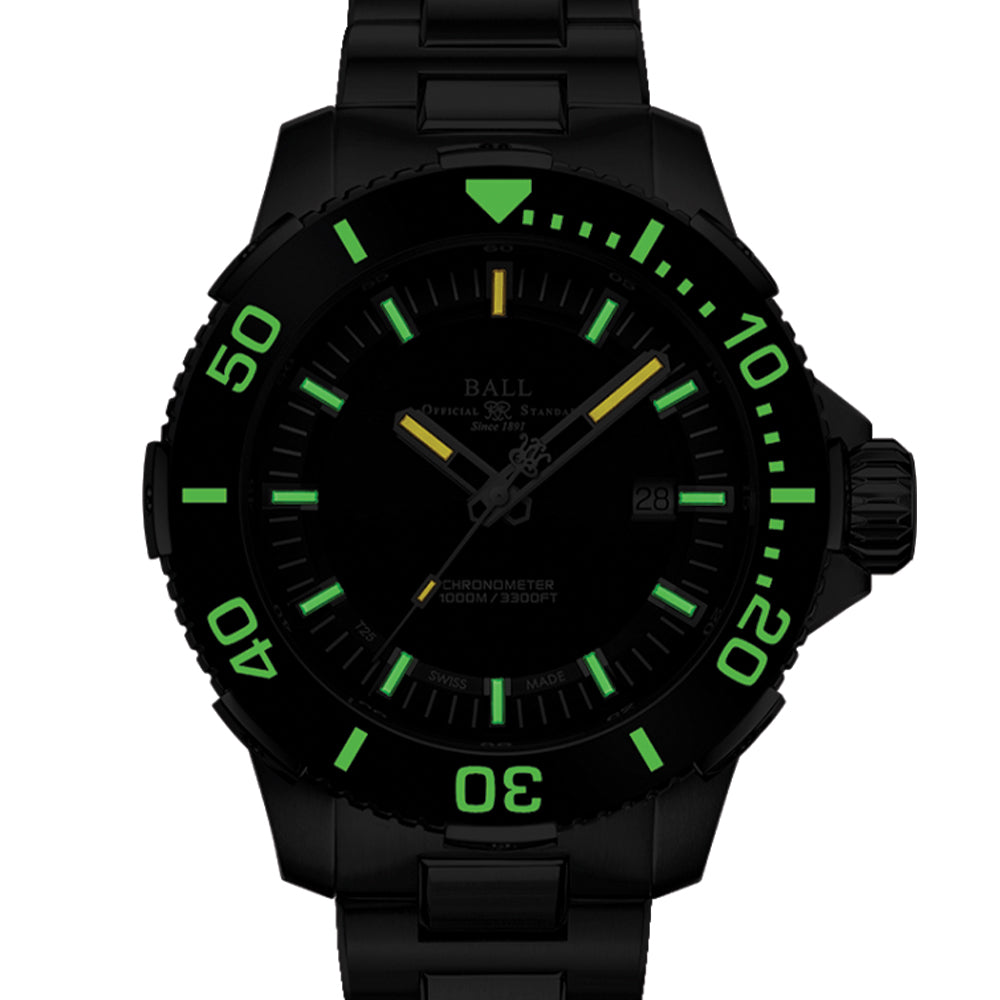 Engineer Hydrocarbon DeepQUEST 42mm - Black w/ Ceramic Bezel on Bracelet