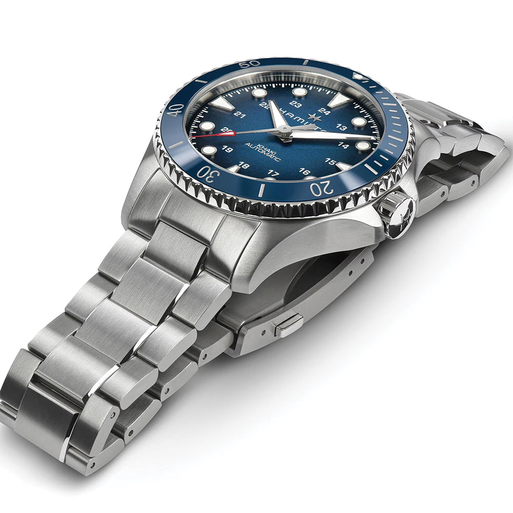 Khaki Navy Scuba Auto 43mm - Blue on Bracelet