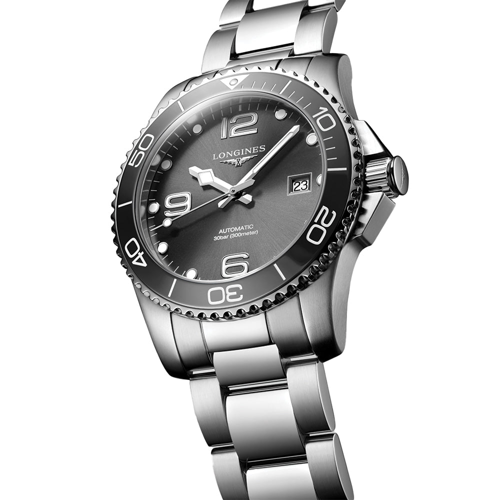 HydroConquest 41mm - Sunray Grey on Bracelet