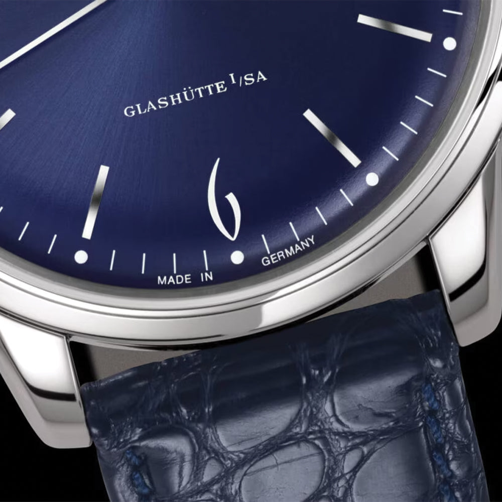 Sixties 39mm - Galvanized Blue on Strap