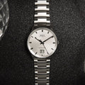 Commander Big Date 42mm - Silver on Bracelet
