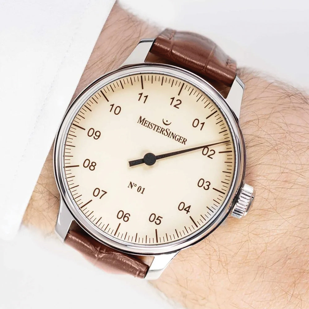 №01 43mm - Ivory on Leather Strap