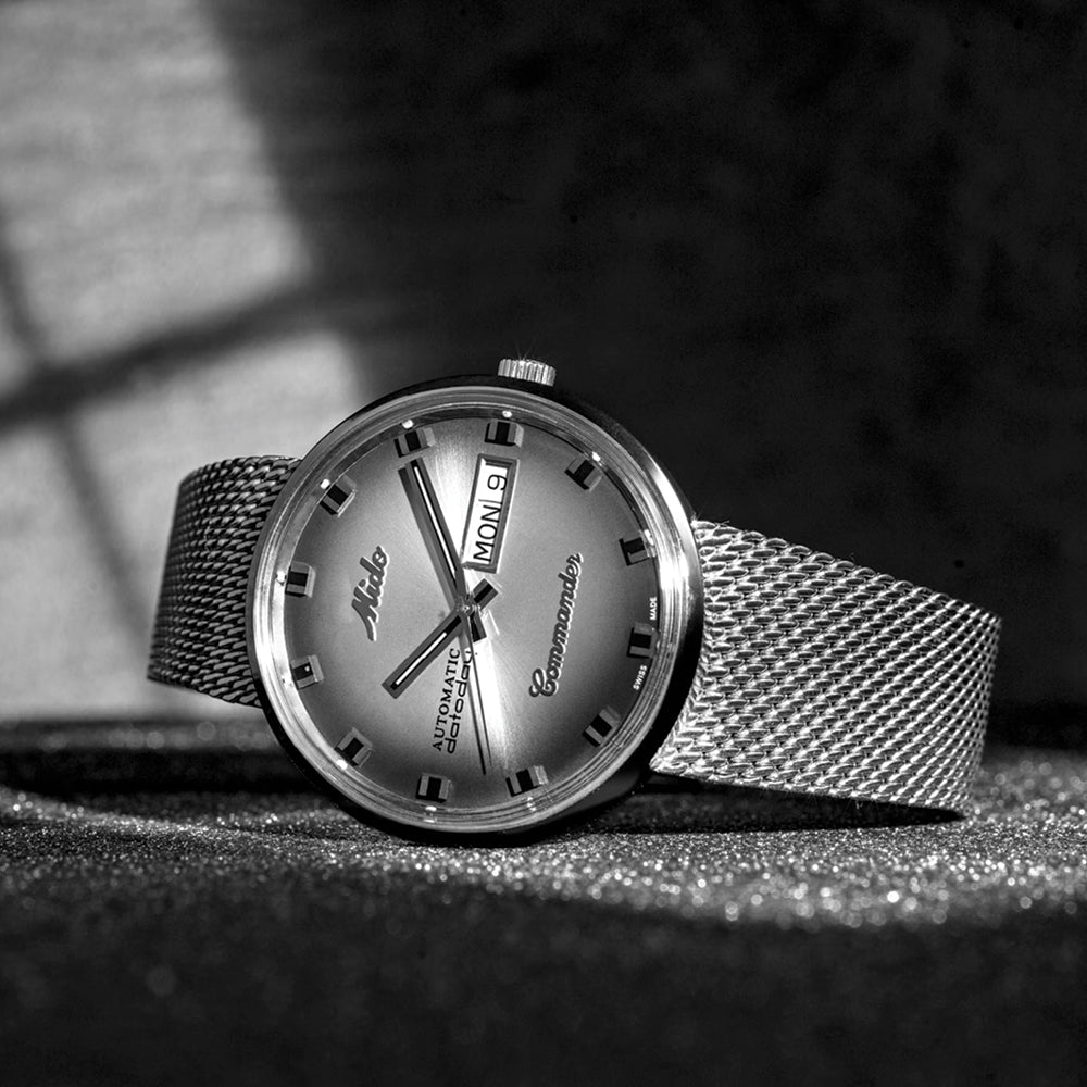 Commander Shade 37mm - Silver on Bracelet