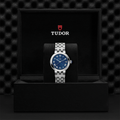 Clair de Rose 34mm - Blue on Bracelet