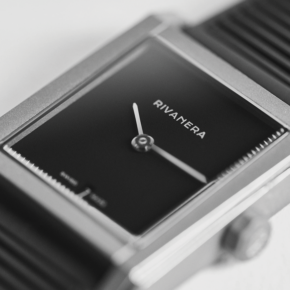 Rivanera Piccolo Musou 33mm - Black on Rubber Strap w/ Additional Strap