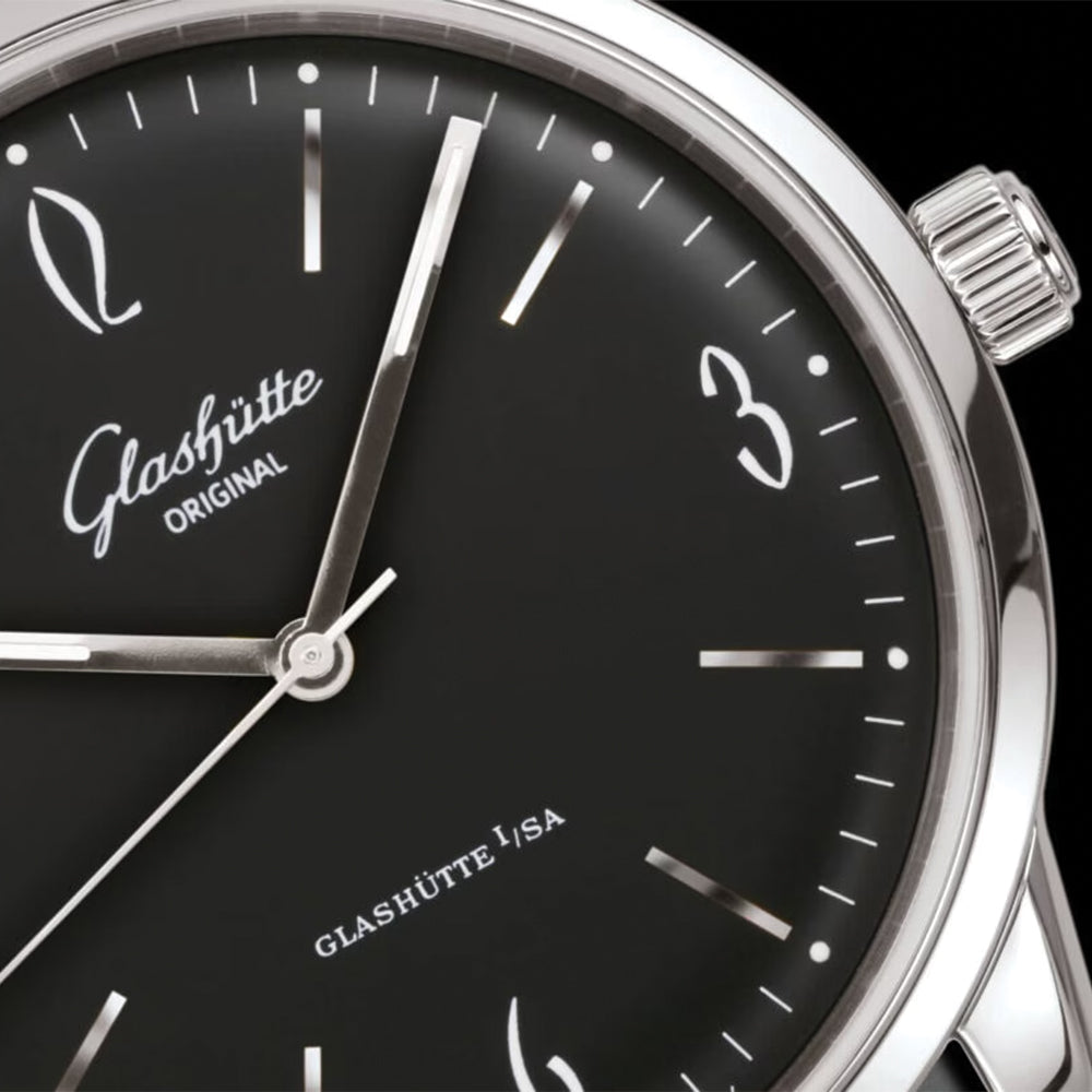 Sixties 39mm - Galvanized Black on Strap