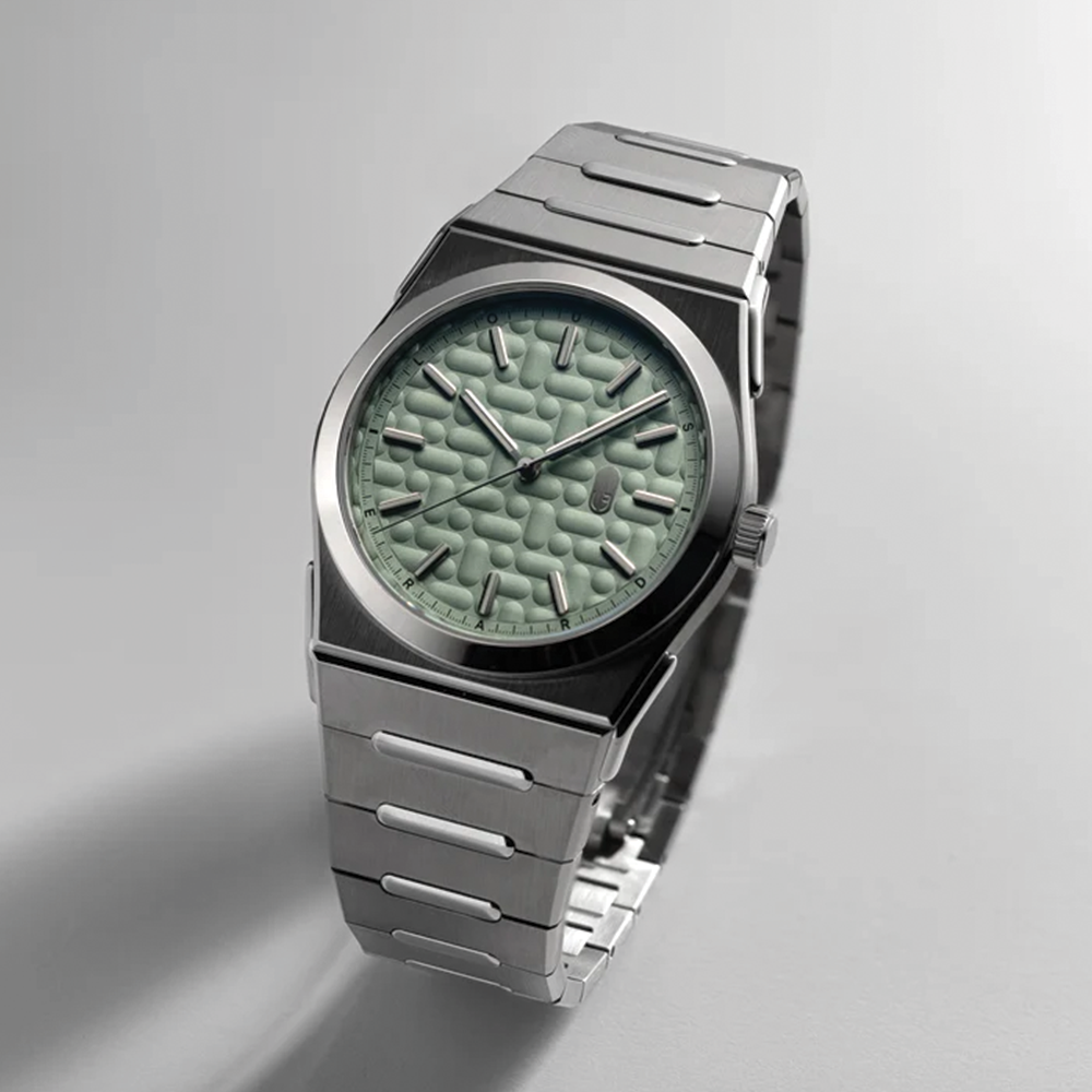 Louis Erard 2340 40mm - Mint on Bracelet