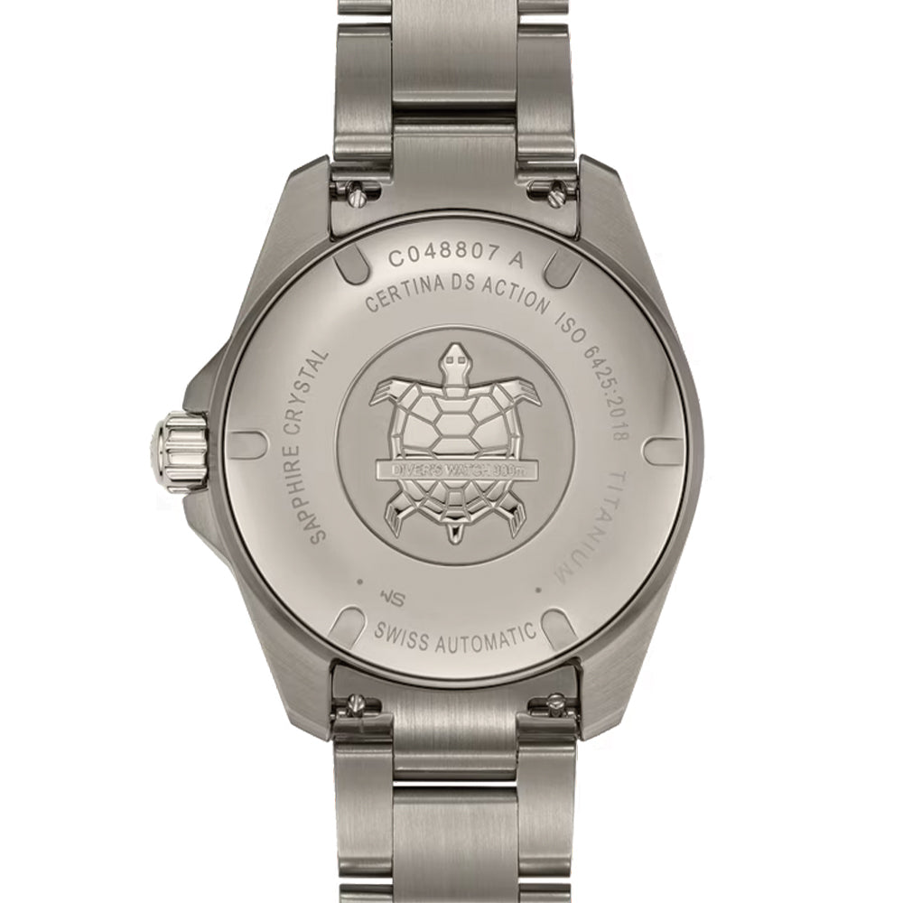 DS Action Diver New DS Concept Extreme Shock Resistance Titanium 38mm – Black on Bracelet