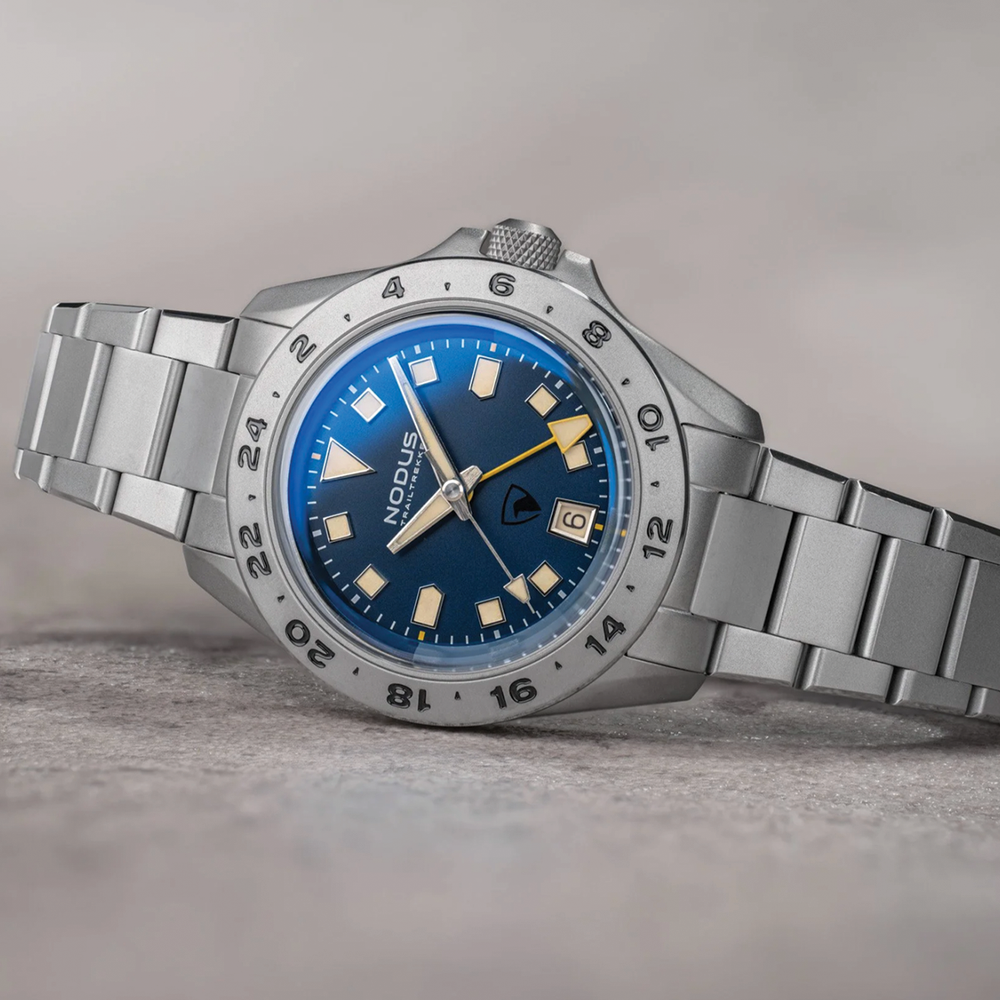 TrailTrekker Basecamp 39.5mm - Blue on Bracelet