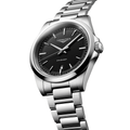 Conquest Quartz 41mm - Black on Bracelet