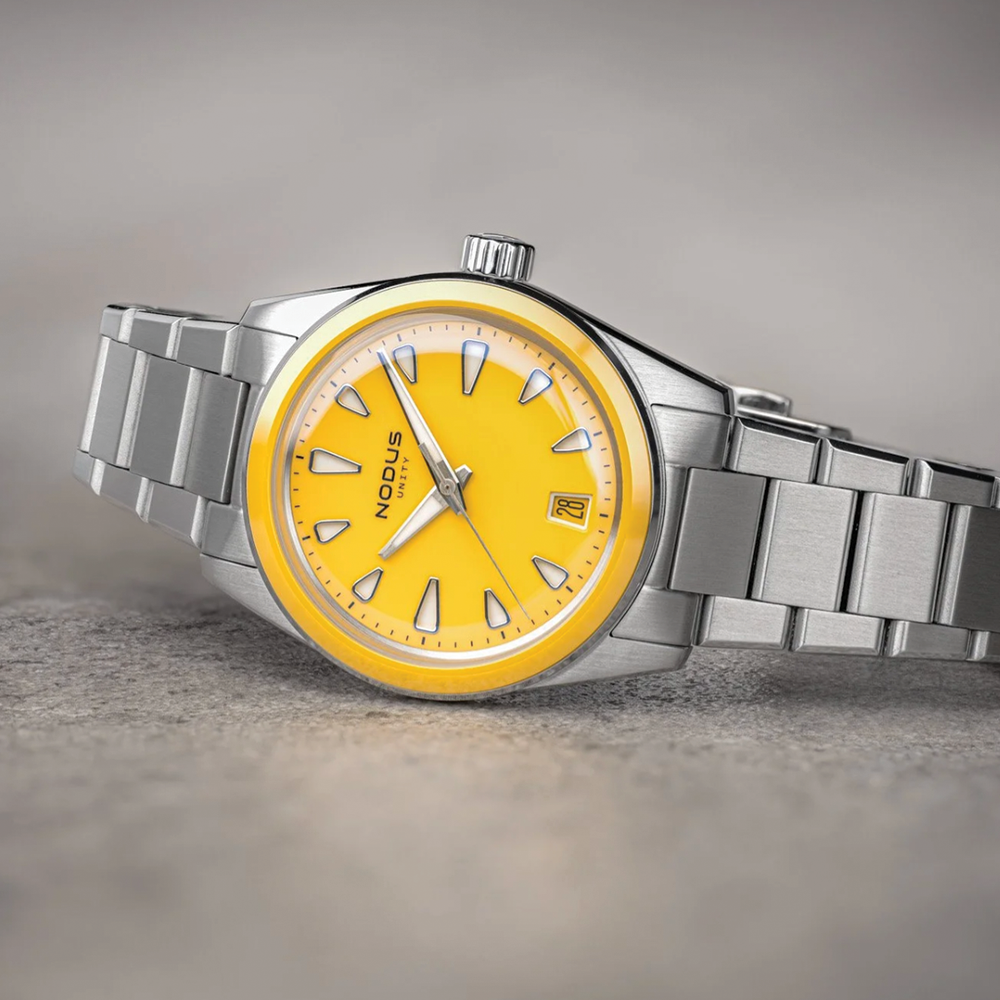 Unity Vitreous Yellow 36.5mm - Yellow on Bracelet