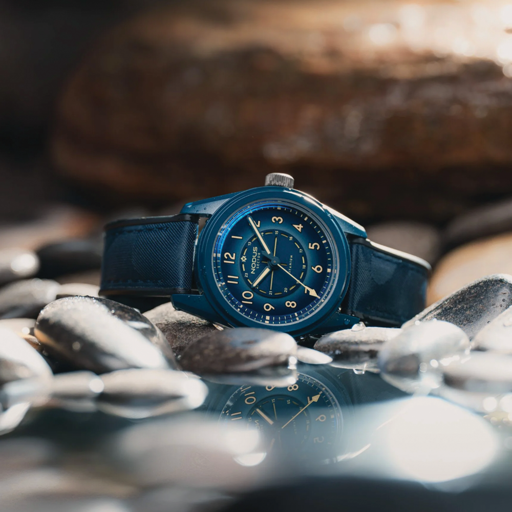 Sector II Field Titanium Dusk 38mm - Blue on Rubber Strap