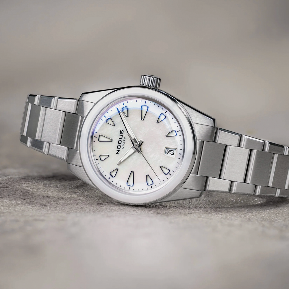 Unity Pearl White 36.5mm - White on Bracelet