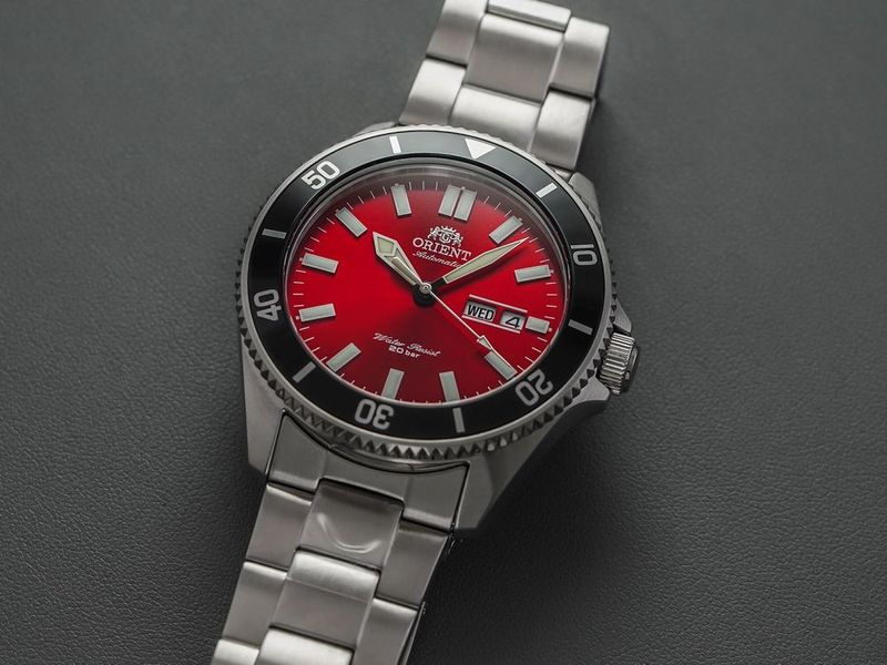Kanno Red Dial