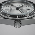 Black Bay 68 43mm - Silver, Black Bezel on Bracelet