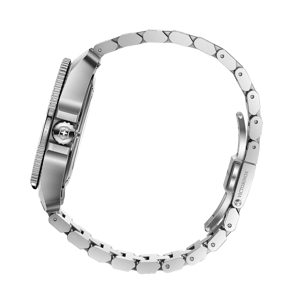 Journey 1884 43mm - Green on Bracelet